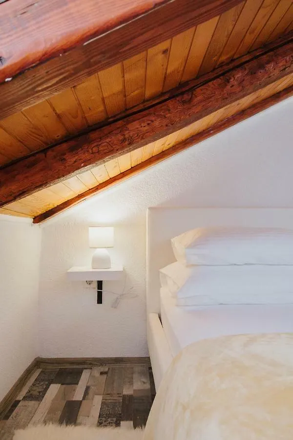 Apartment Toma Trogir 0*,  Kroatien